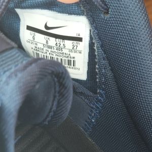 Nike Shoes - Nike roshe ones Nike Shoes - Nike roshe ones